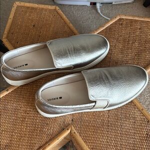 Birdies The Swift Slip-On Sneaker Women's 10.5 Gold Leather Comfort Casual